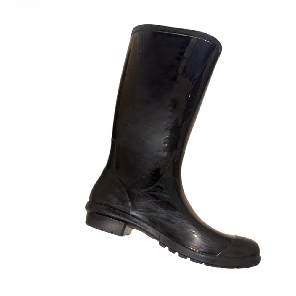 UGG black patent Shayne RAIN BOOTS women’s size 6